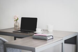 在宅ワーク詐欺に遭わないための見分け方は？